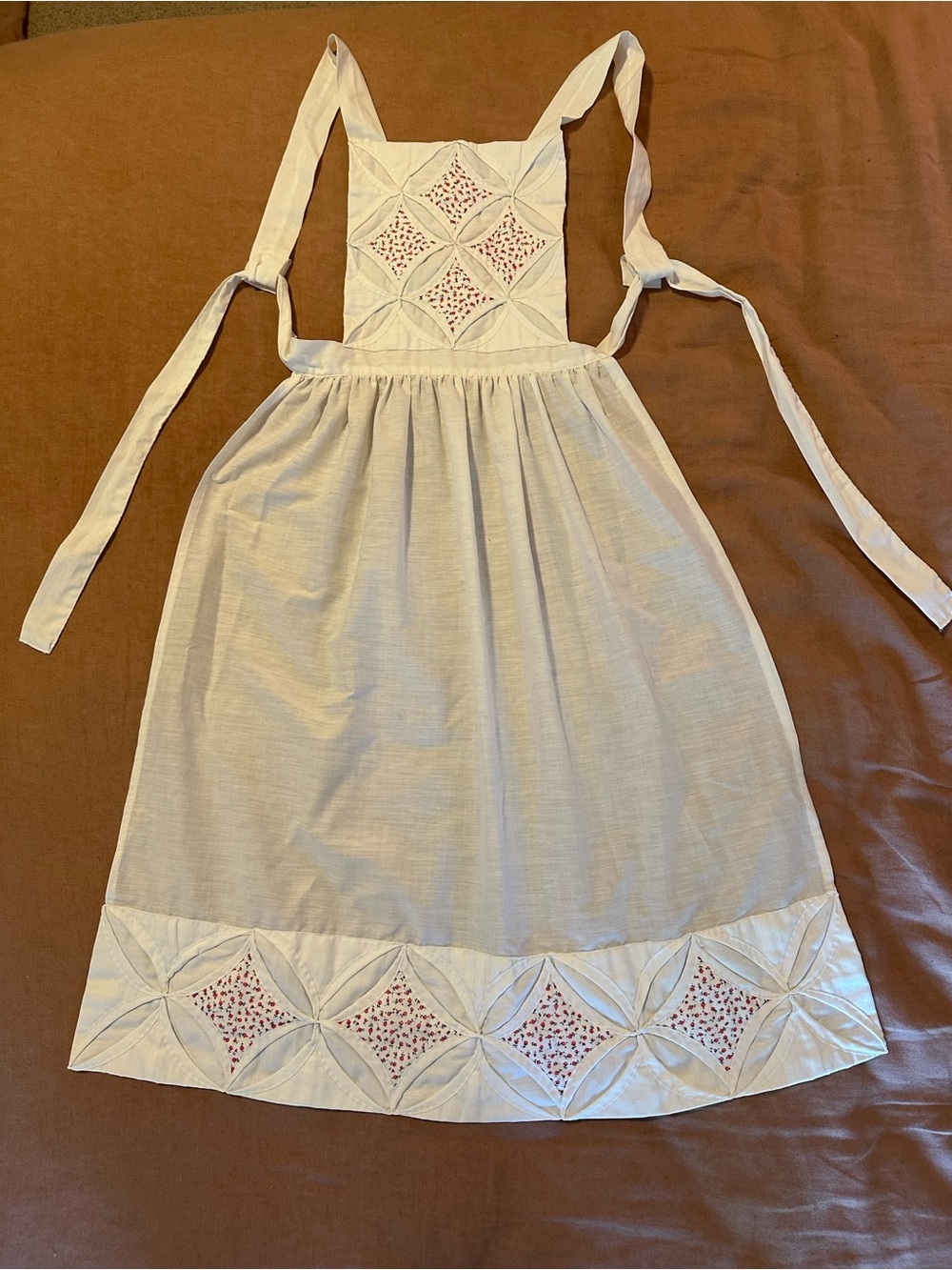 White Embroidered Apron Dress - Classic Women's Apron size small